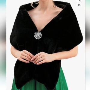 EASEDAILY Woman's Fur Shawl Black
